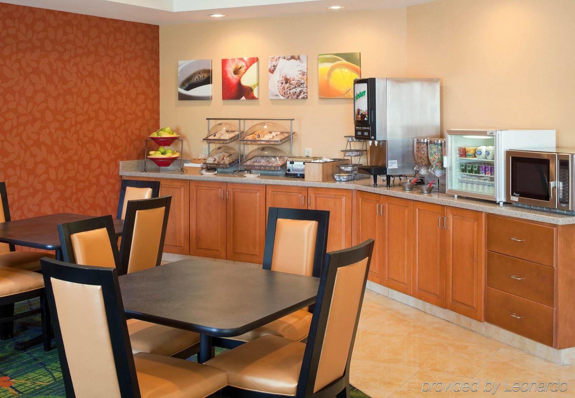 Country Inn & Suites By Radisson, Fayetteville I-95, Nc Restaurant photo